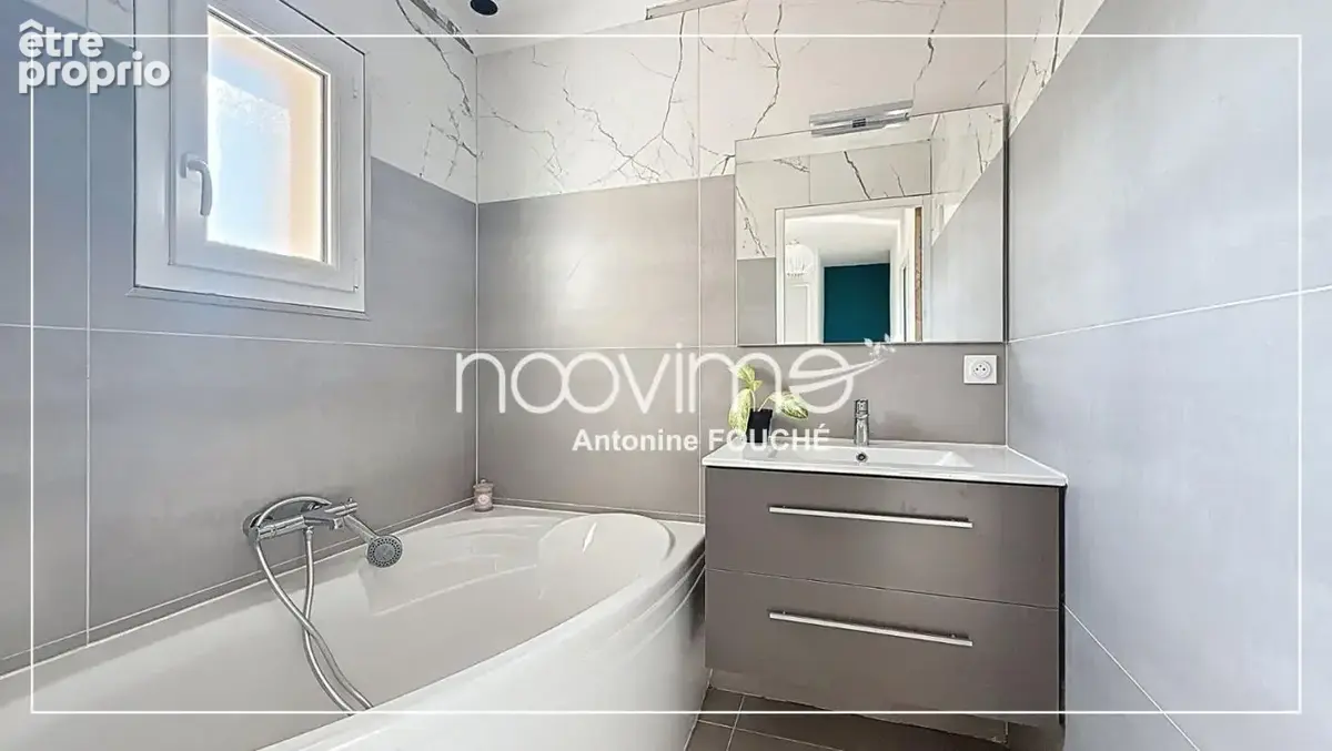 Maison contemporaine dans quartier residentiel - photo 7