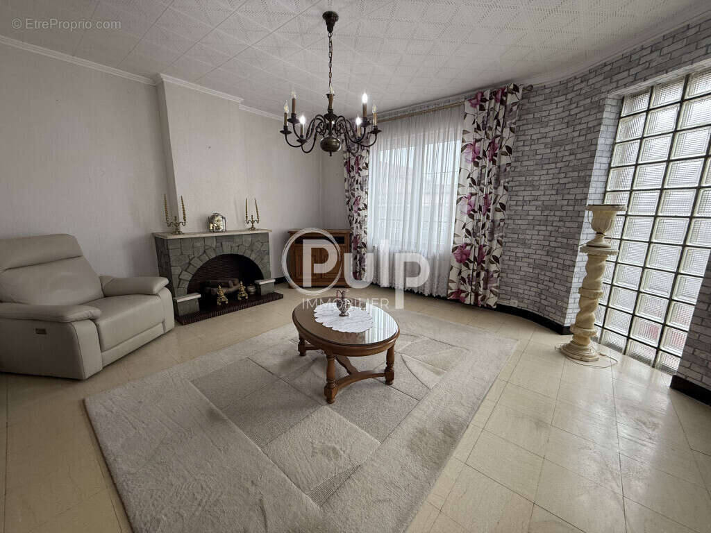 Maison à HENIN-BEAUMONT