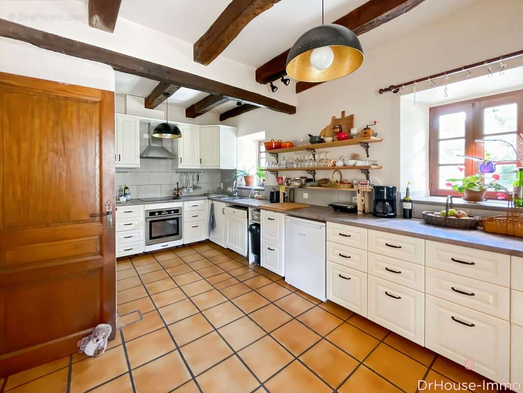 Maison à MONCEAUX-SUR-DORDOGNE