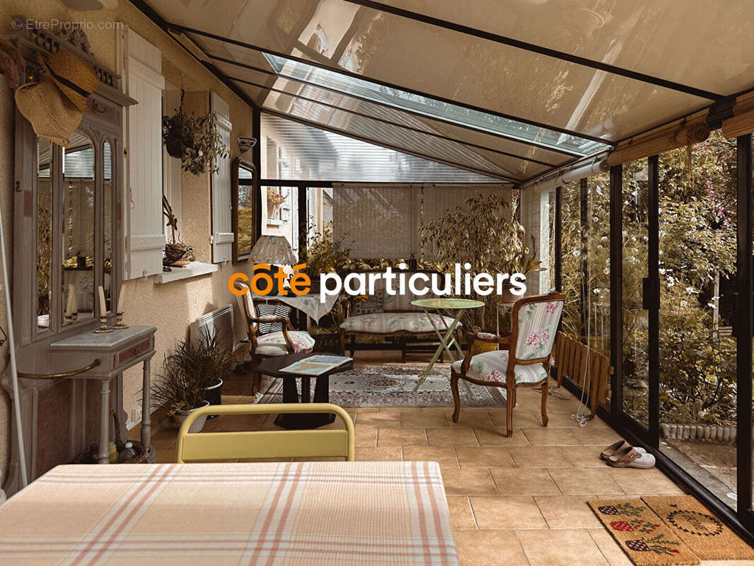 Maison à REGNEVILLE-SUR-MER