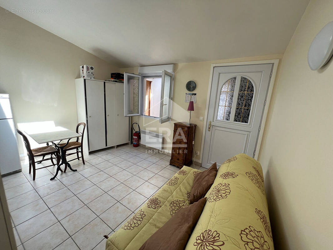 Appartement à LE PERRAY-EN-YVELINES