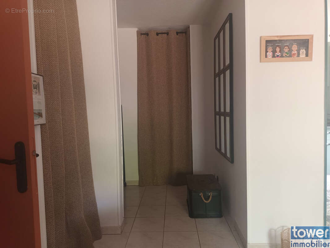 Appartement 2 chambres jardin place de parking piscine - photo 8