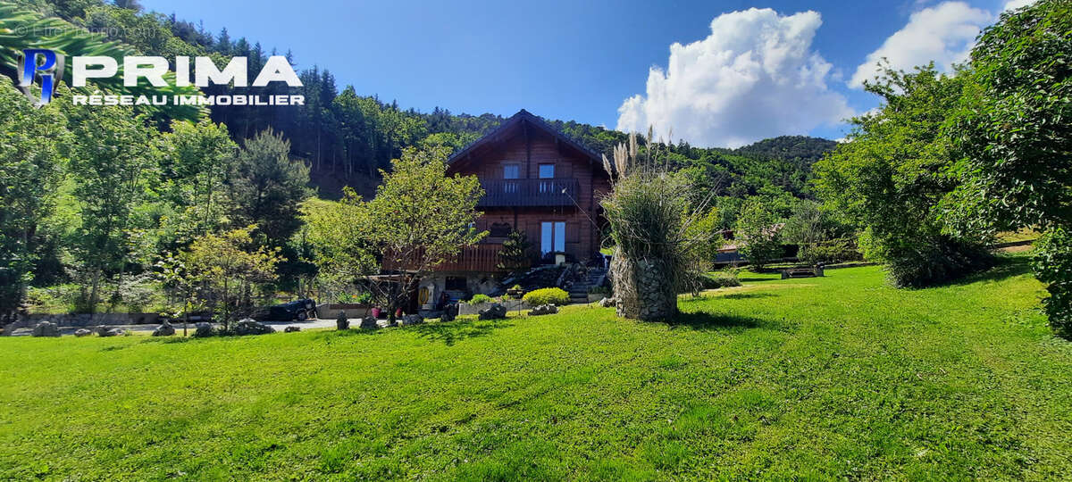 Maison à PRUNIERES