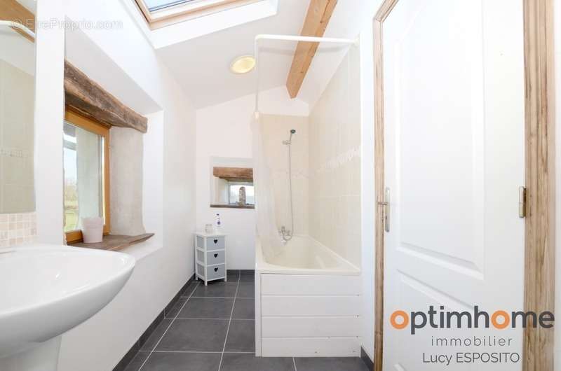 Maison à MAUPREVOIR