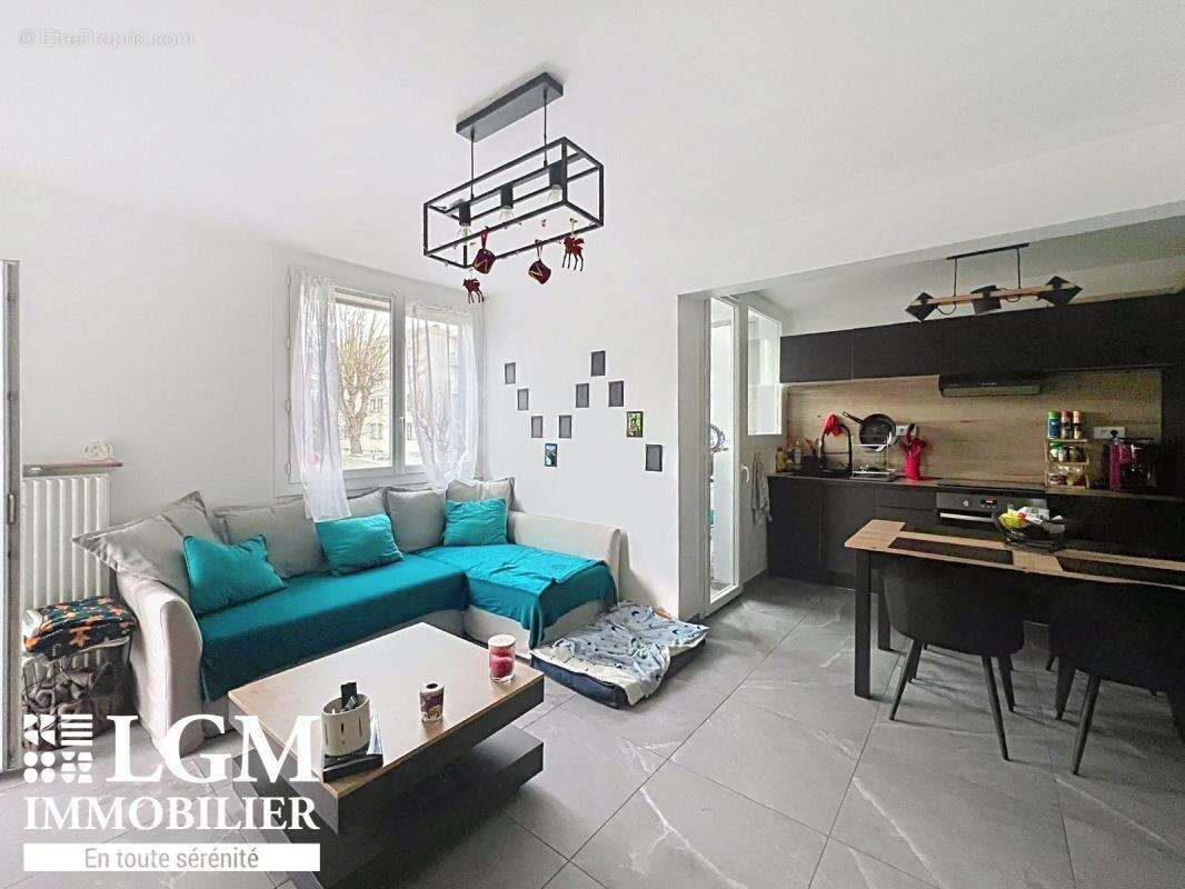 Appartement à MARIGNANE