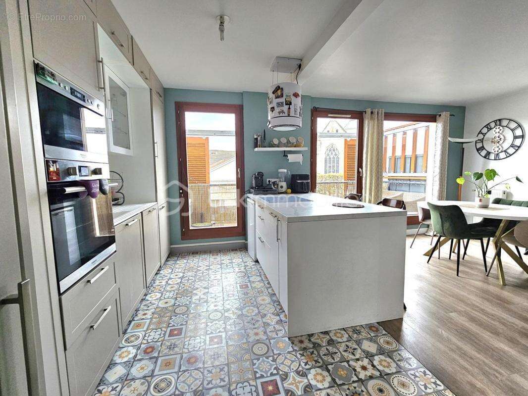 Appartement à TREMBLAY-EN-FRANCE