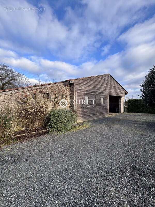 Maison à LA REMAUDIERE