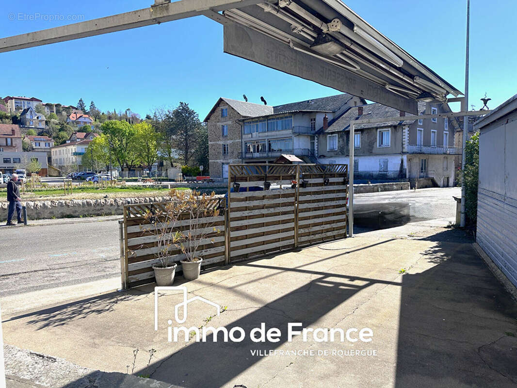 Commerce à VILLEFRANCHE-DE-ROUERGUE