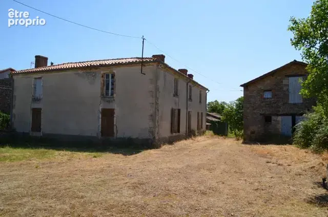 Maison à LA CHAPELLE-THEMER