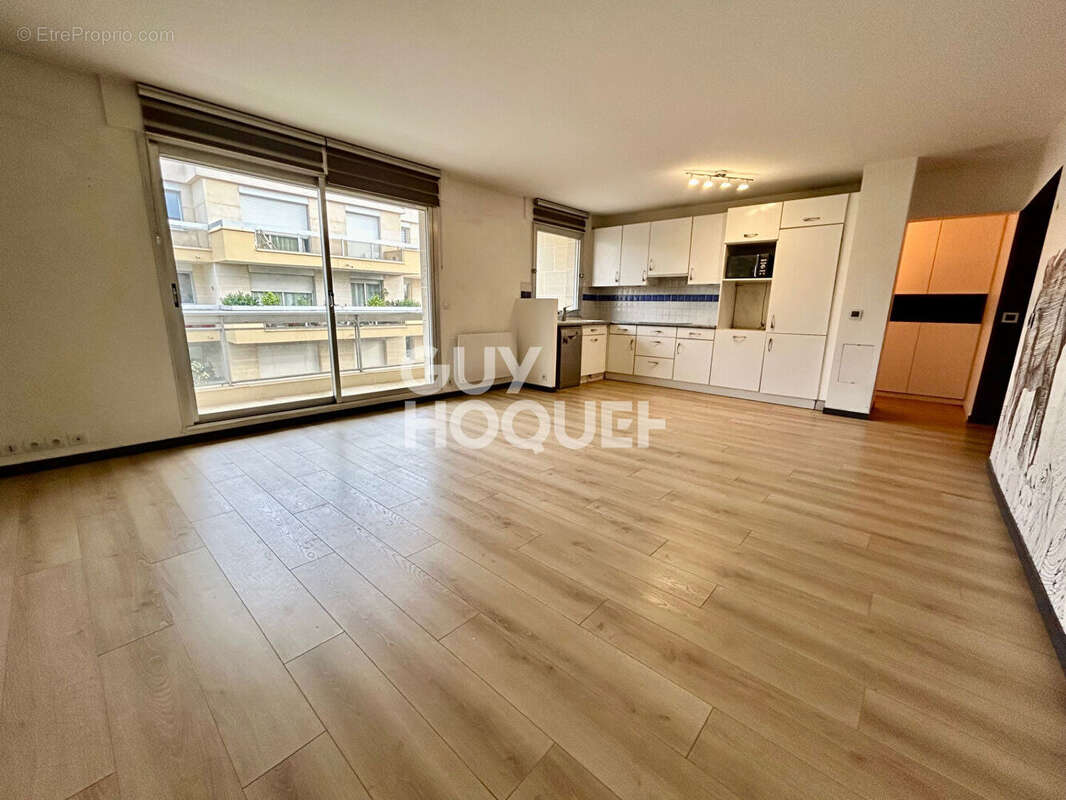 Appartement à LE PERREUX-SUR-MARNE