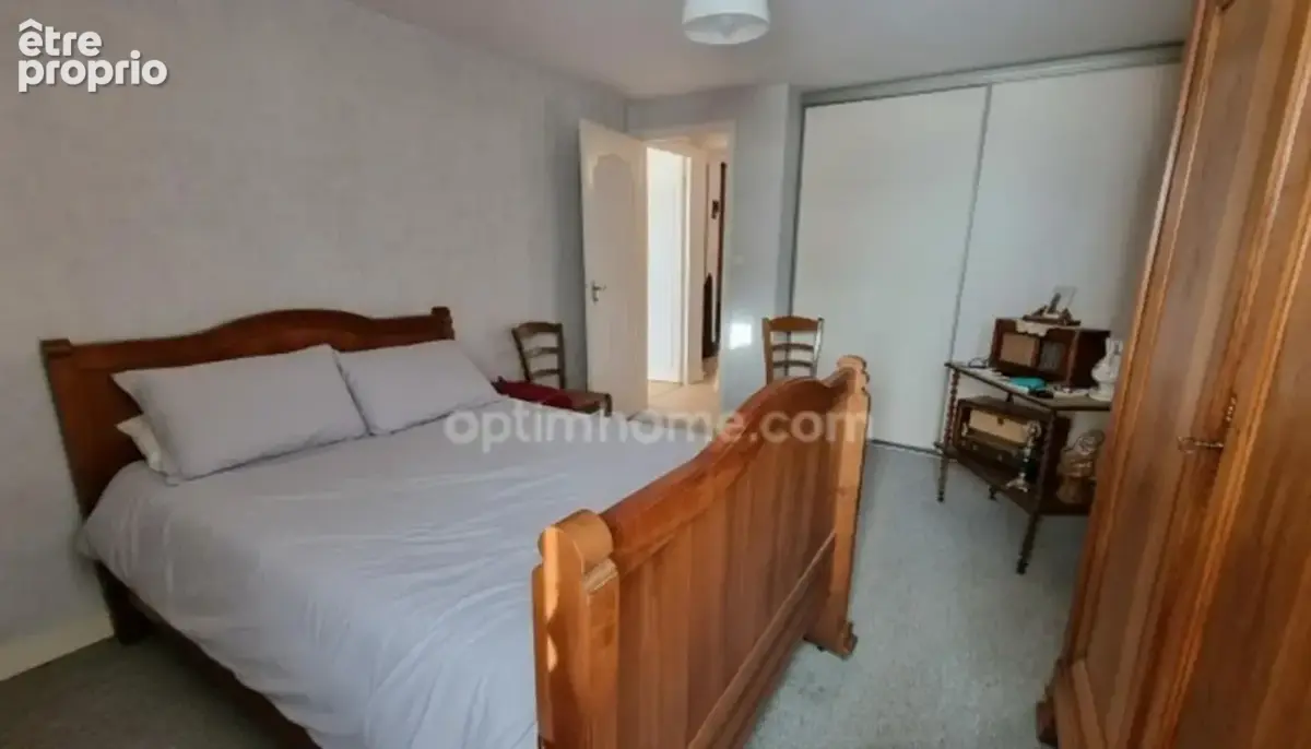 Bel ensemble immobilier de caractère — deux maisons, grange et dépendances sur 2 213 m² Petit village du nord de la Haute-Vienne - photo 7
