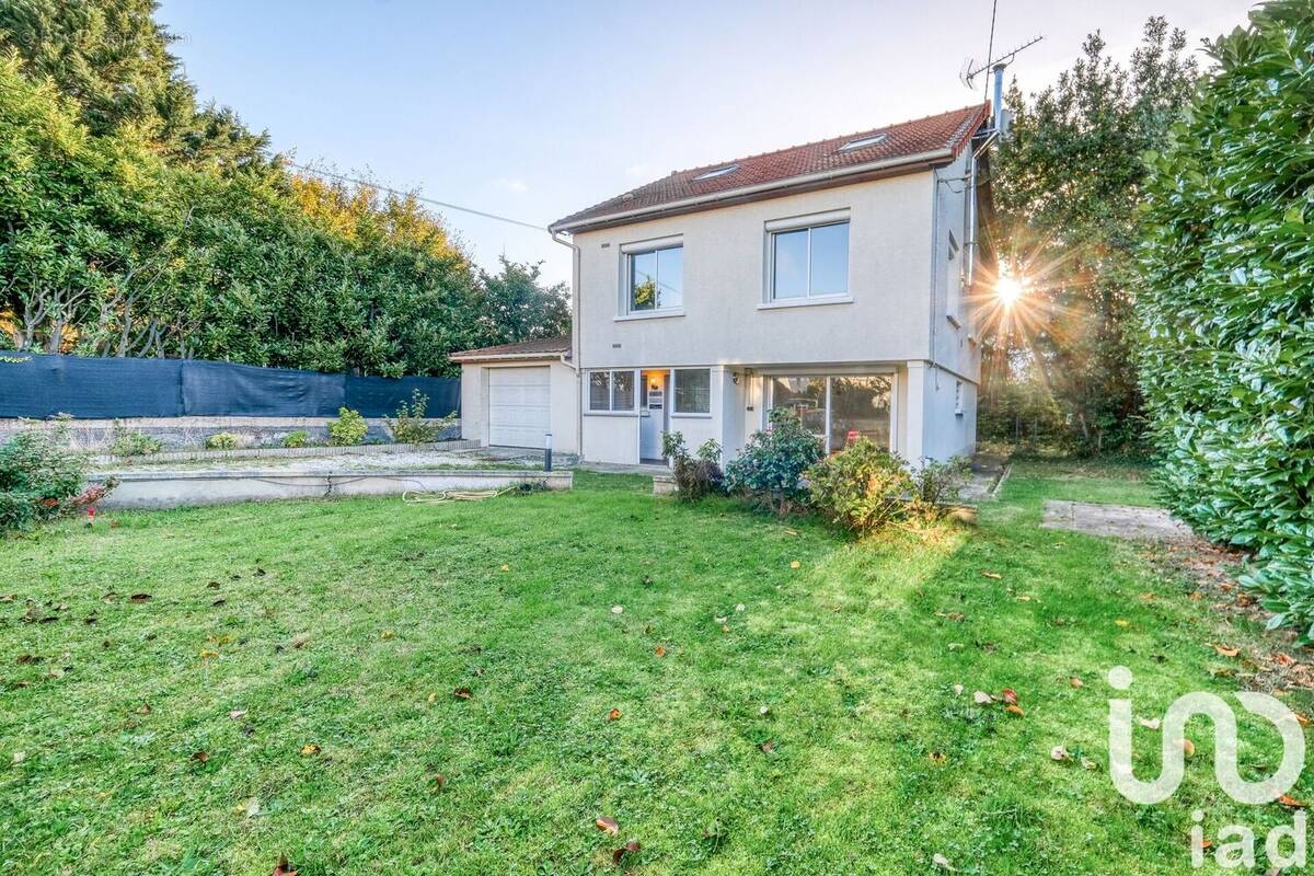 Photo Maison à Livry-Gargan au prix de 335 000€