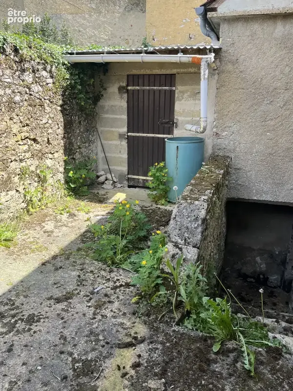 Le Breil-sur-Mérize   Maison de bourg à rénover avec garage - photo 7