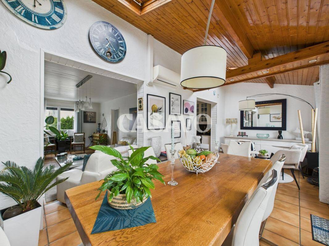 Maison à CHAMPIGNY-SUR-MARNE