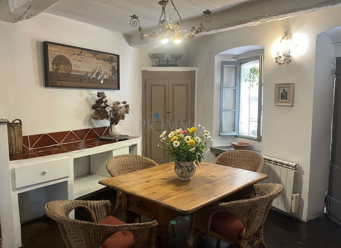 Maison à TOURTOUR