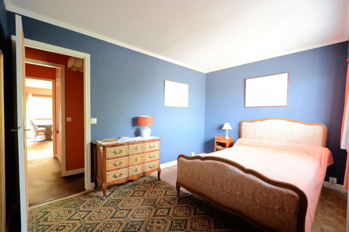 Appartement à SAINT-MAUR-DES-FOSSES