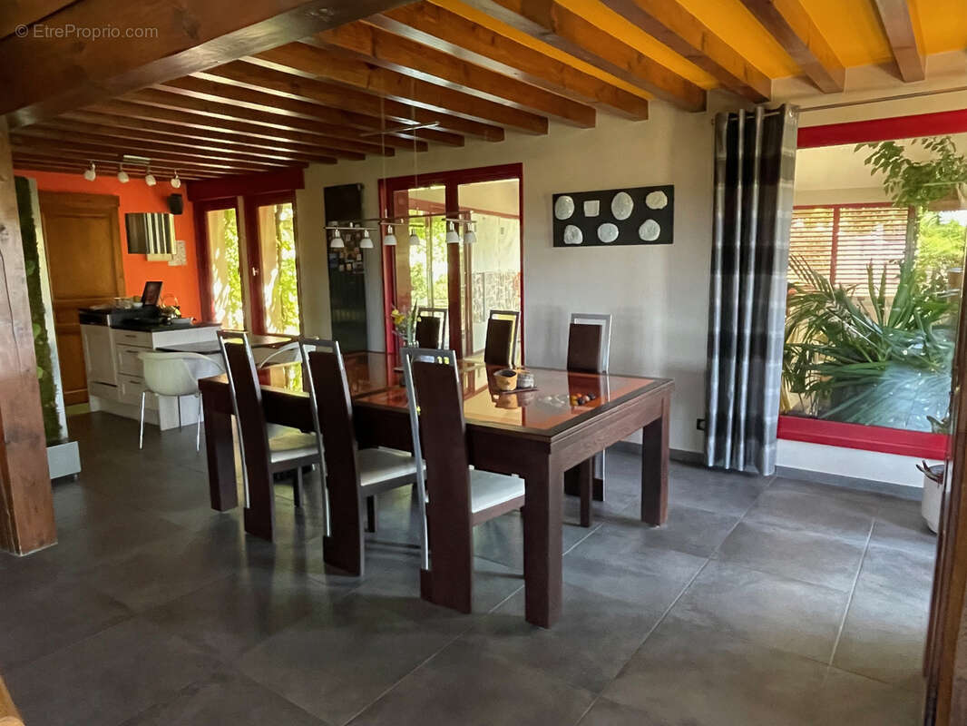 Maison à SAINT-VICTOR-SUR-RHINS