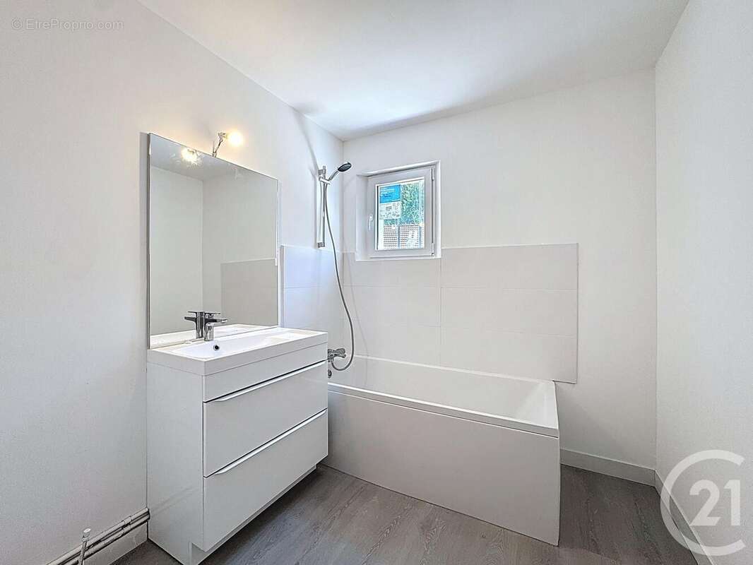 Maison à LA FERTE-SAINT-AUBIN