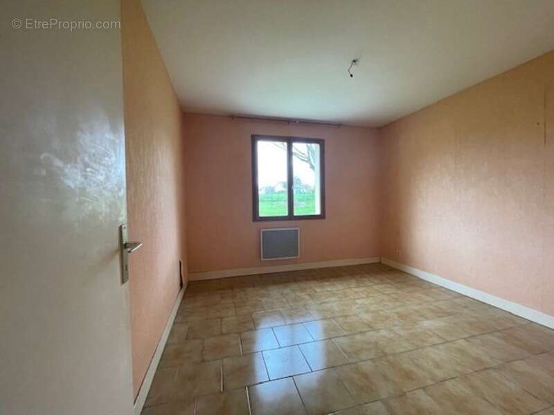 Maison à VERNEUIL-SUR-VIENNE