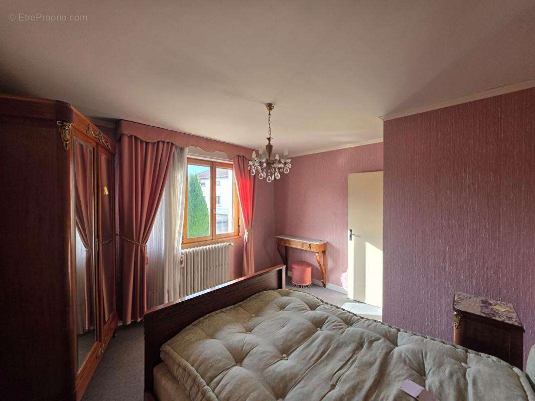 Maison à L&#039;ISLE-SUR-LE-DOUBS