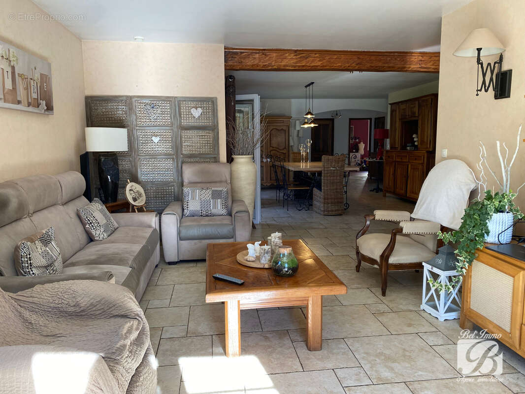 Maison à CHATEAU-GAILLARD