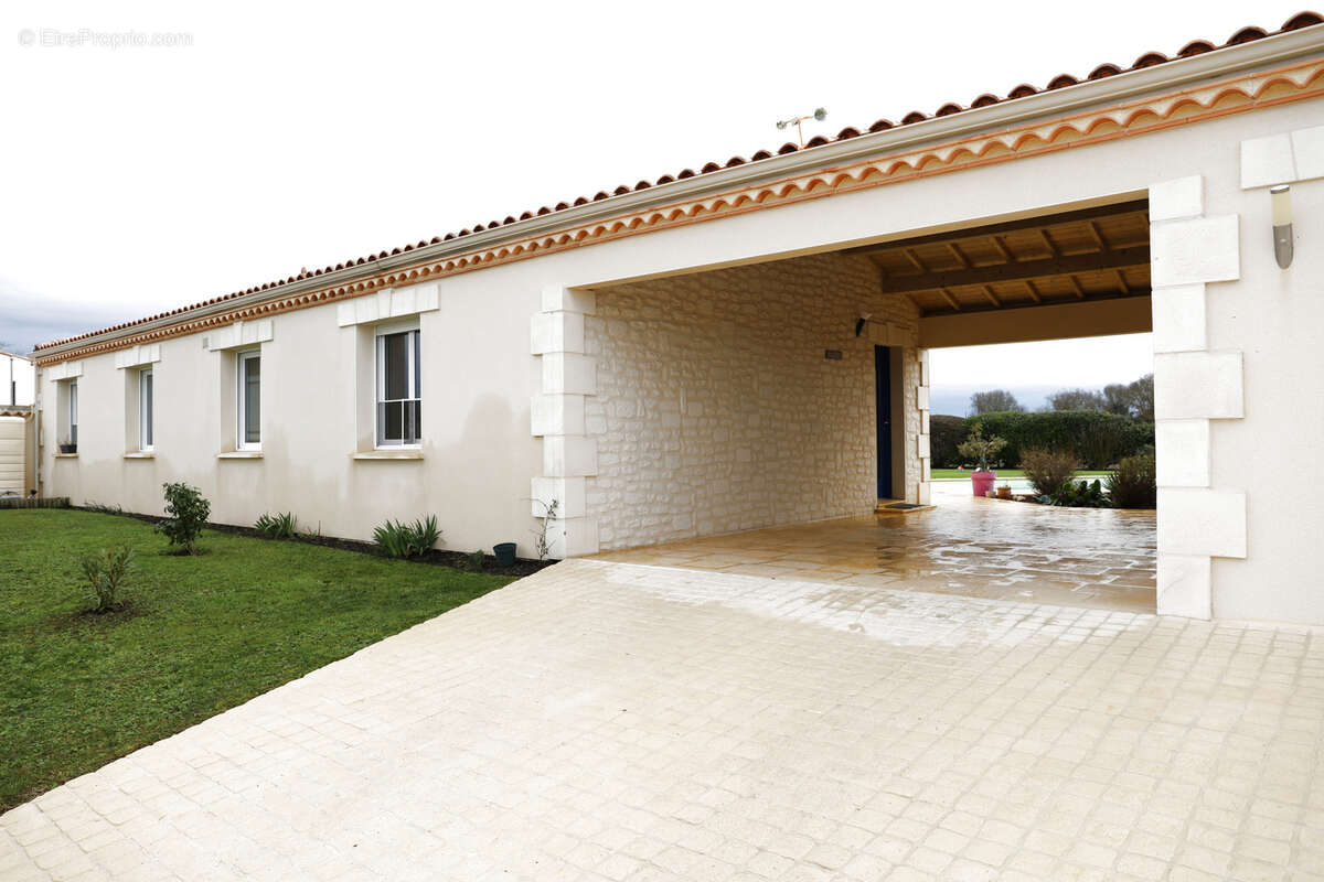 Maison à SEMUSSAC