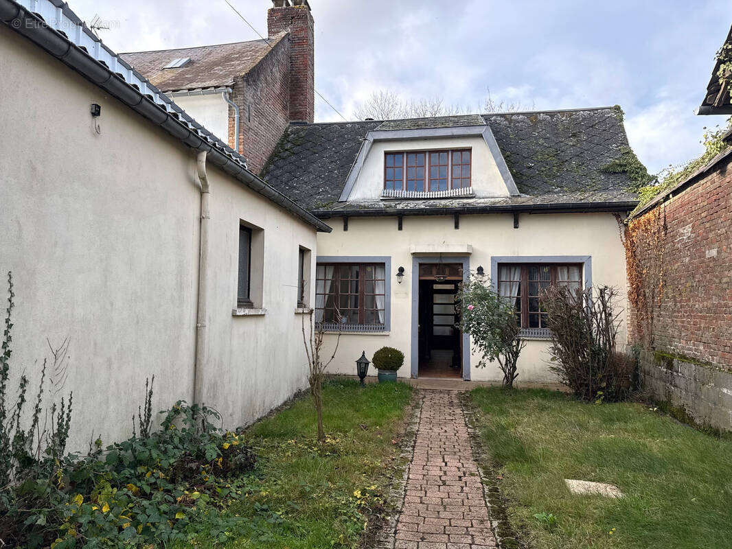 Maison à BEAUCAMPS-LE-VIEUX