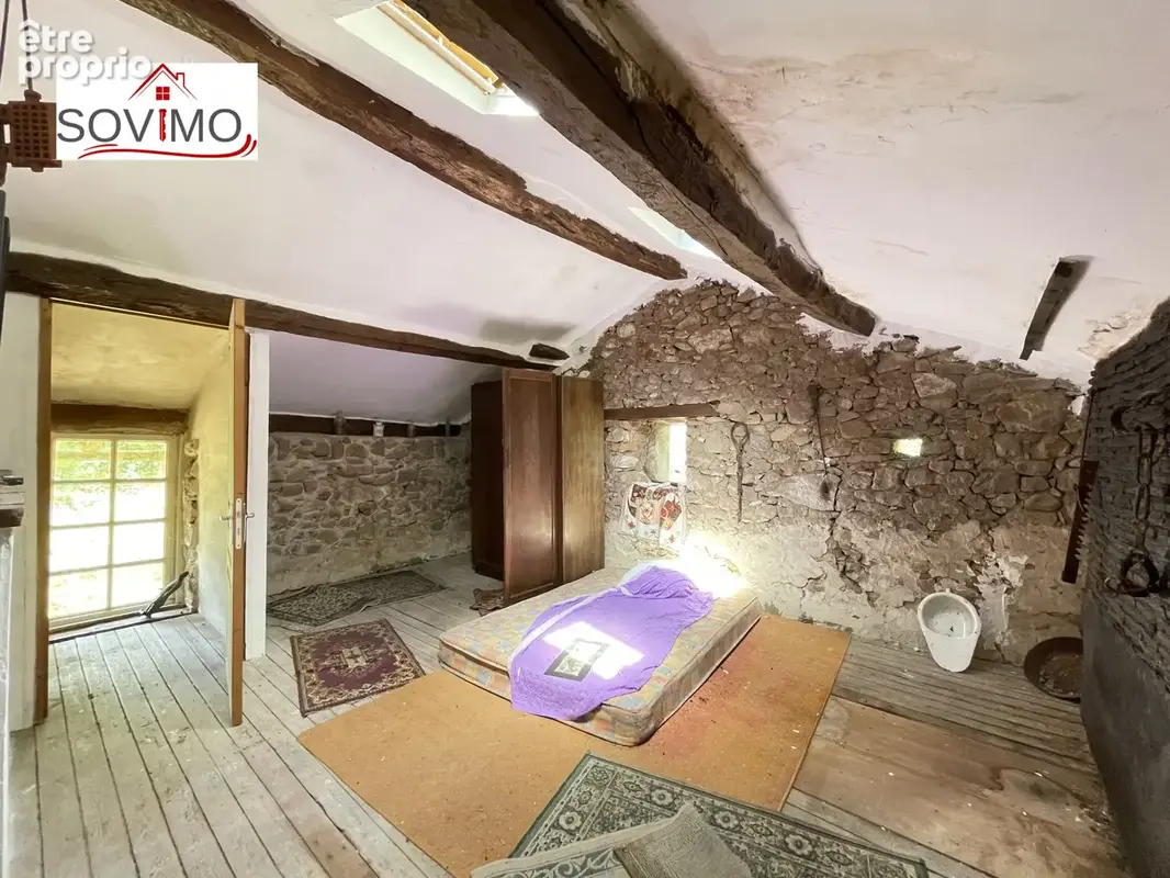 Au coeur de la nature, authentique maison de campagne en pierre à renover - photo 12