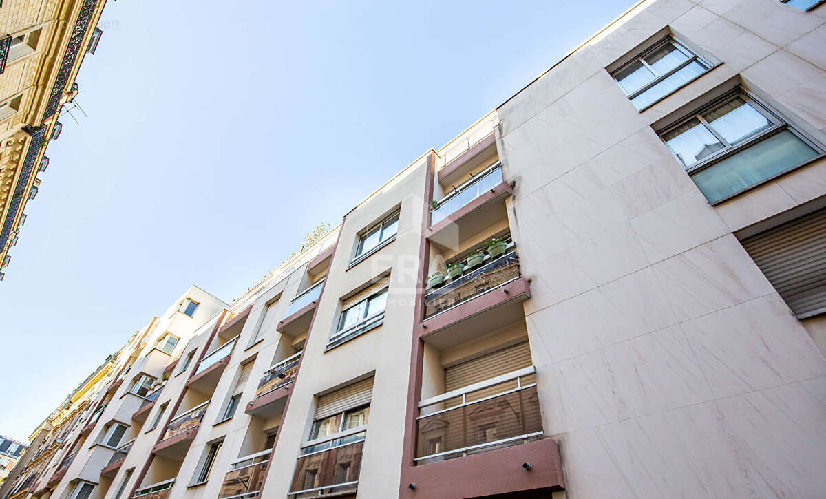 Appartement à PARIS-12E