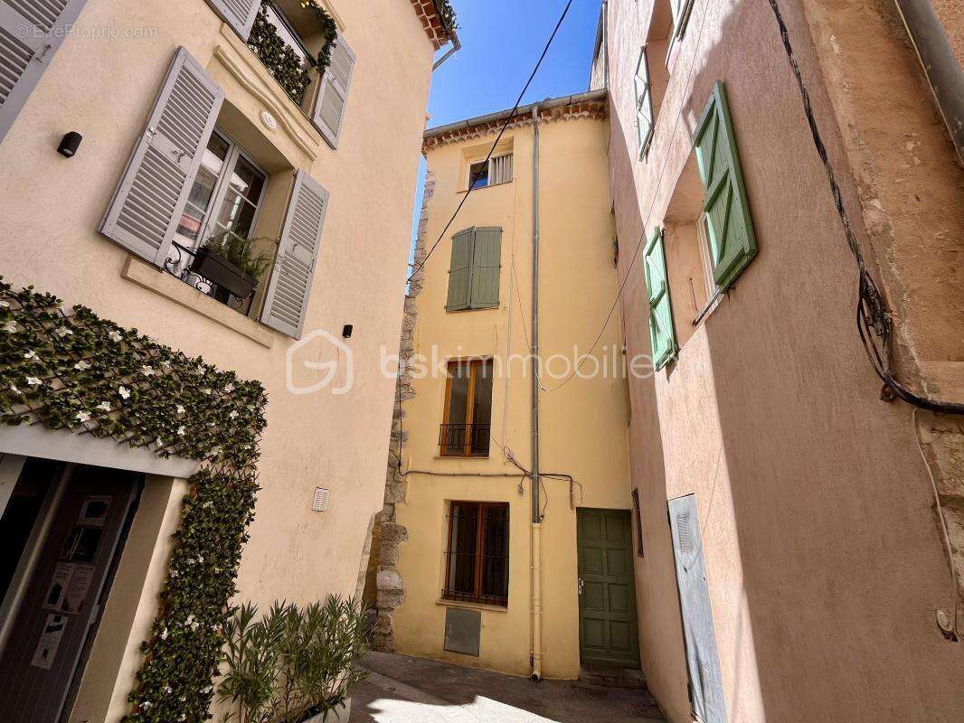 Appartement à DRAGUIGNAN