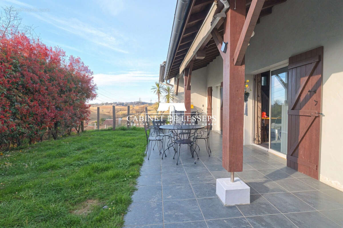 Maison à VILLEFRANQUE