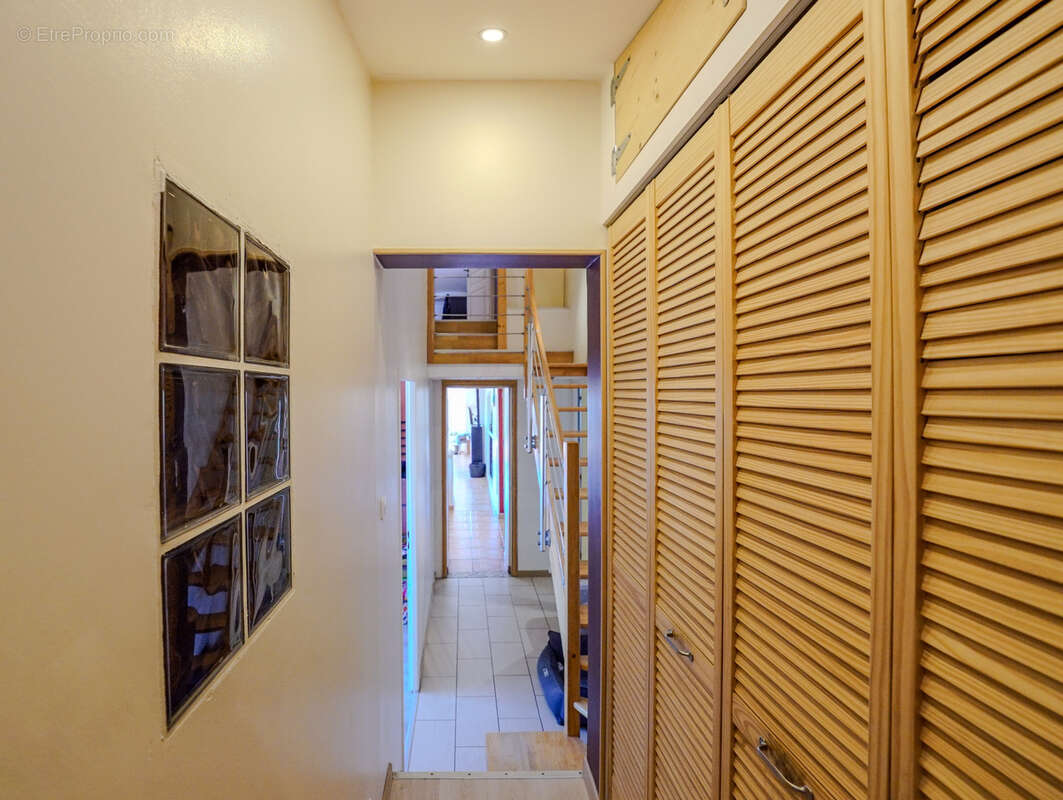 Appartement à LE CRES