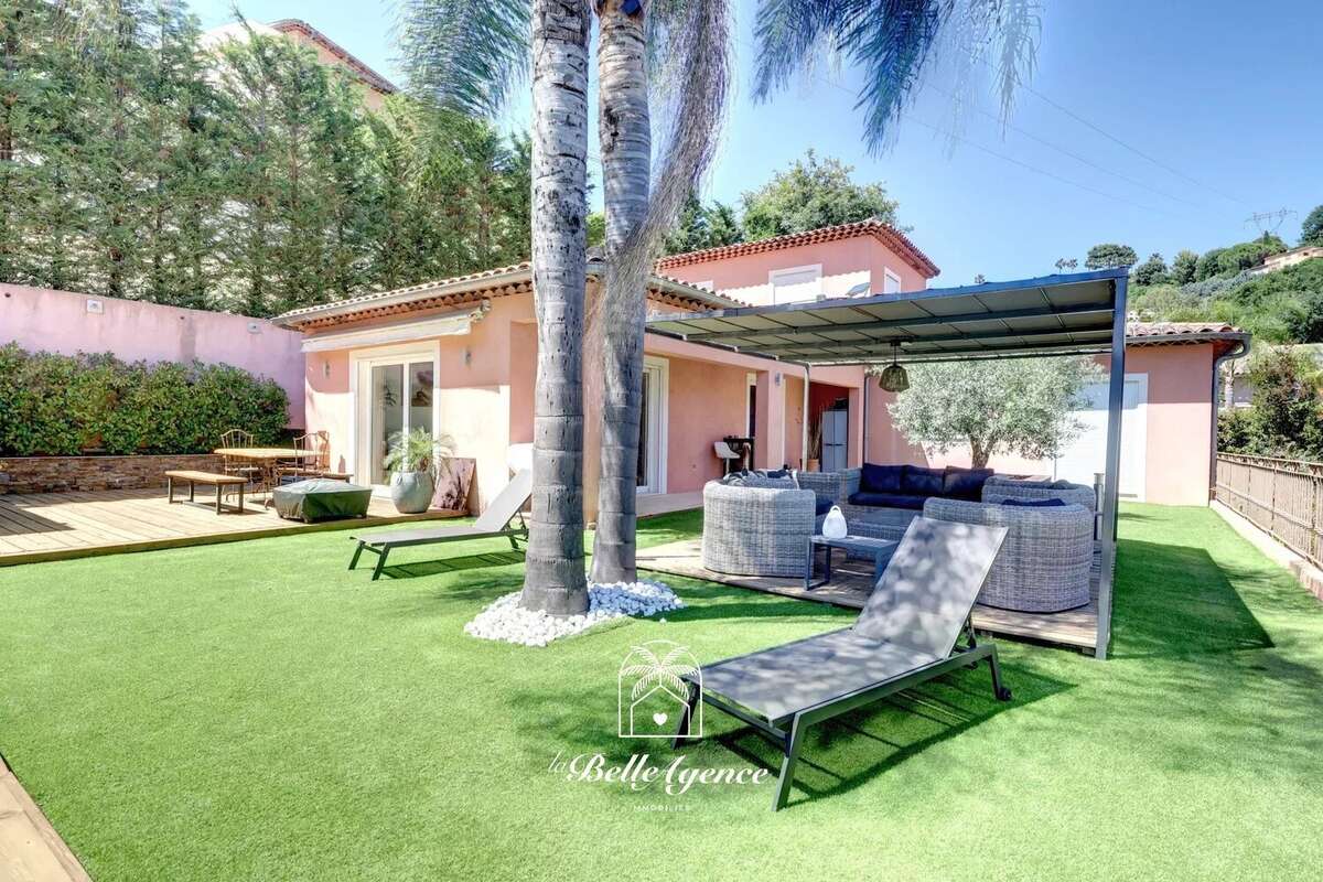 Maison à CAGNES-SUR-MER