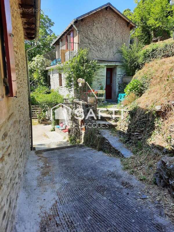 Photo 9 - Maison à LE POMPIDOU