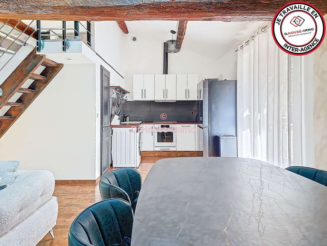 Maison à LE MUY
