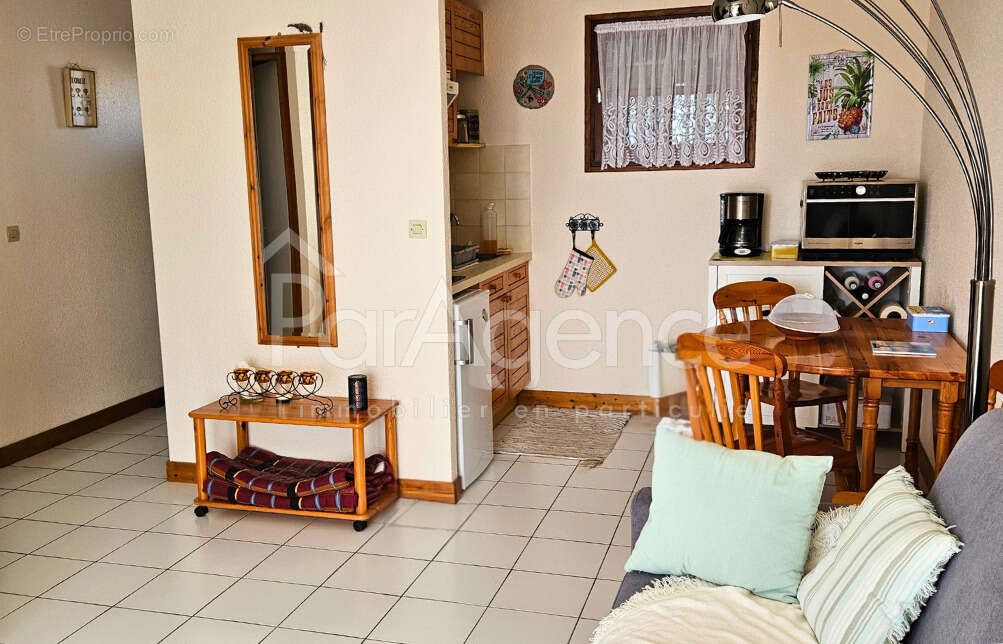 Appartement à VAUX-SUR-MER