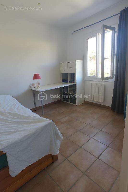 Sanary - maison - double sejour - 3 chambres - photo 11