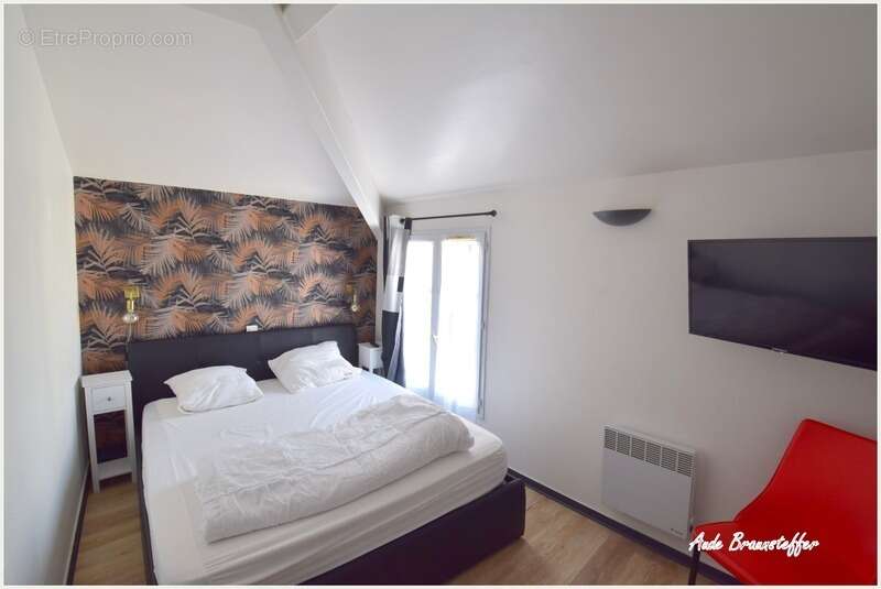 Maison à vendre 3 pièces LA FLOTTE (17) - photo 9
