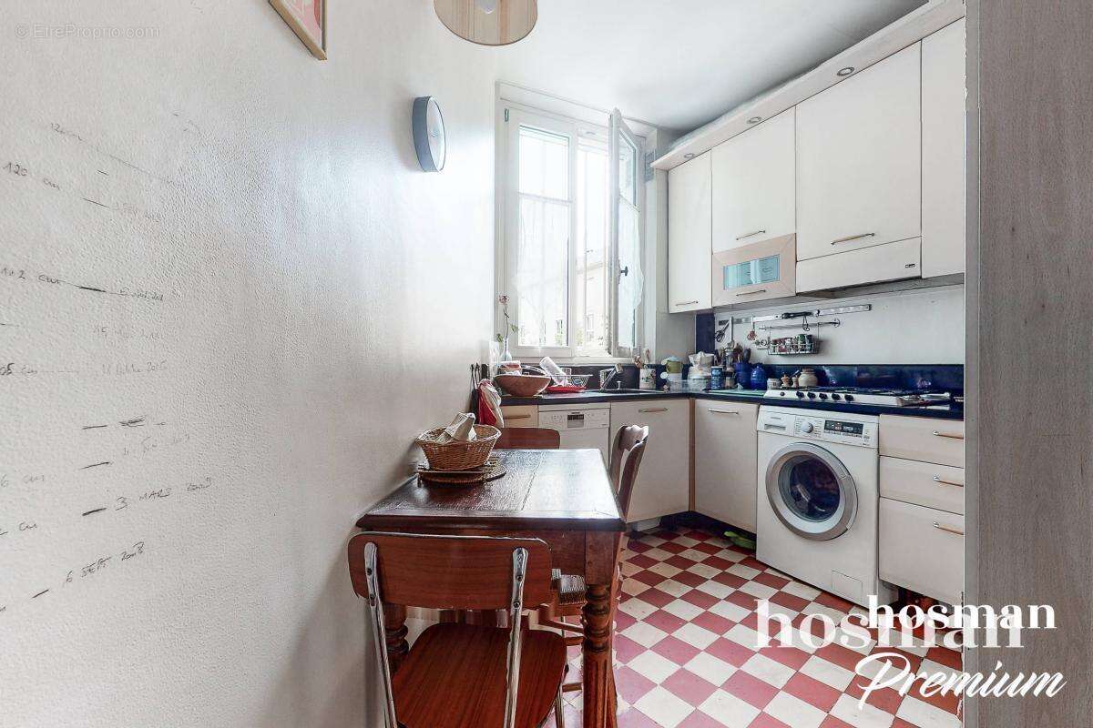 Appartement à PARIS-10E