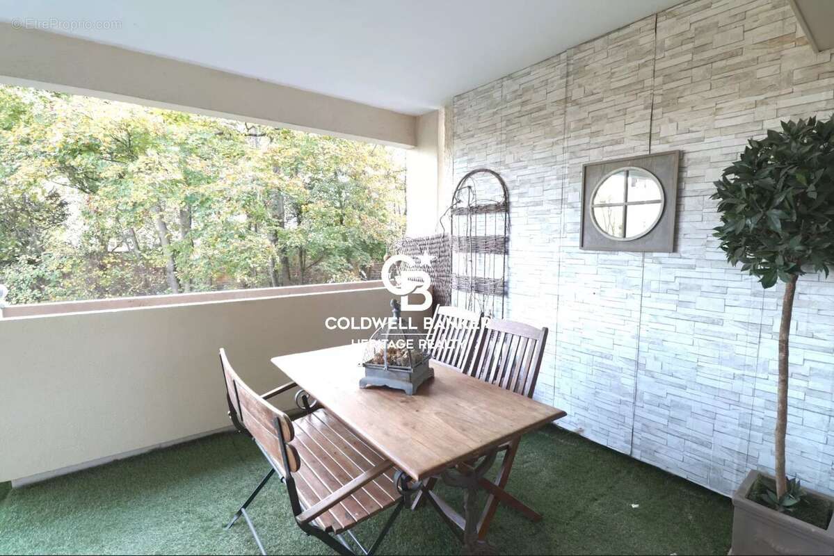 Appartement à LYON-9E