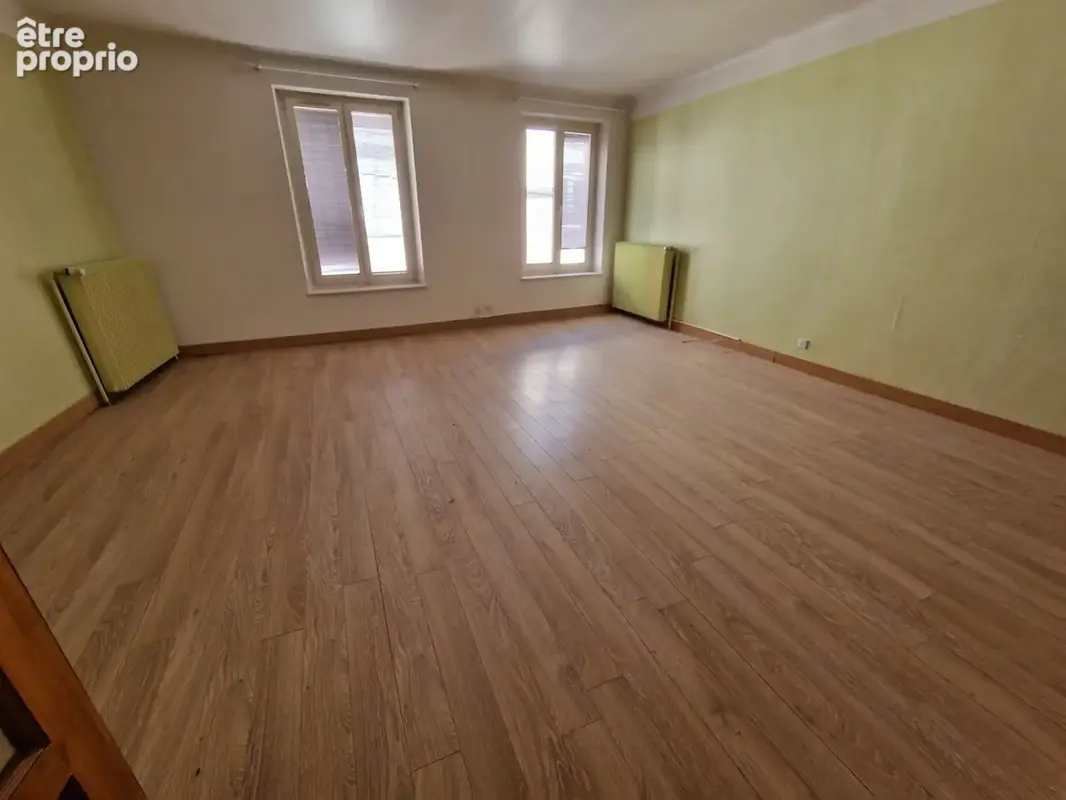 MAISON à vendre 3 pièces TOUL (54) MAISON de ville avec COUR, GARAGE et CAVE (2 habitations) - photo 2