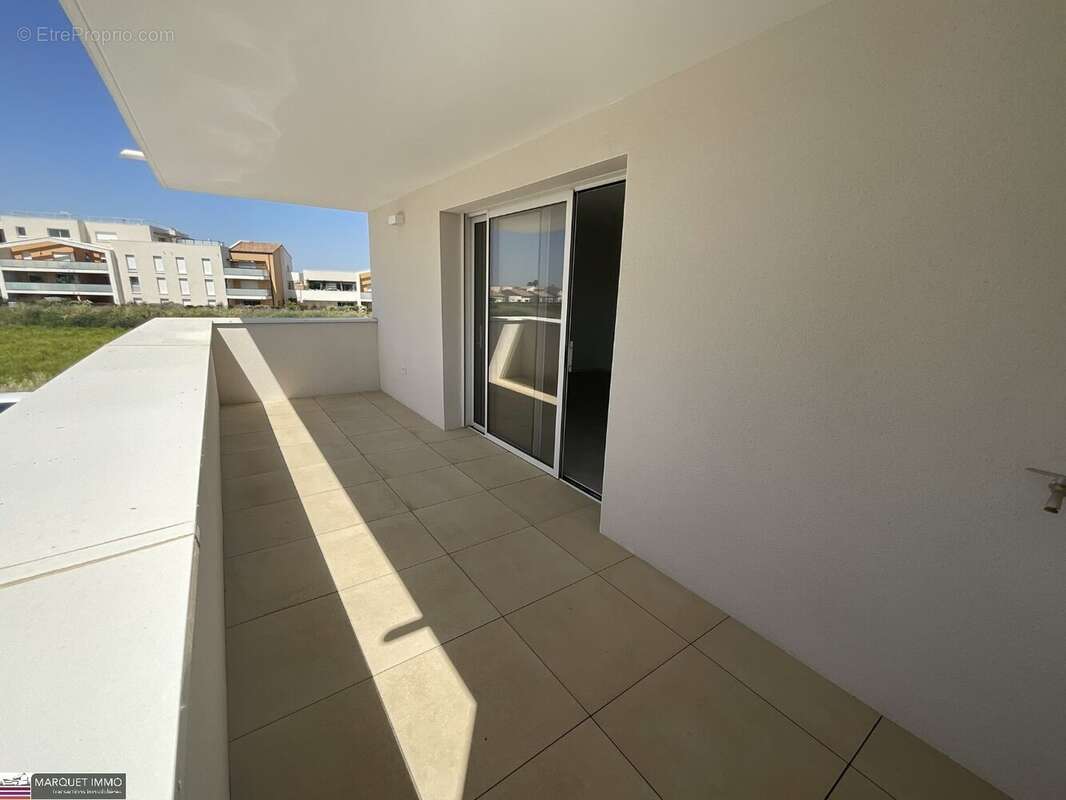 Appartement à SAUVIAN