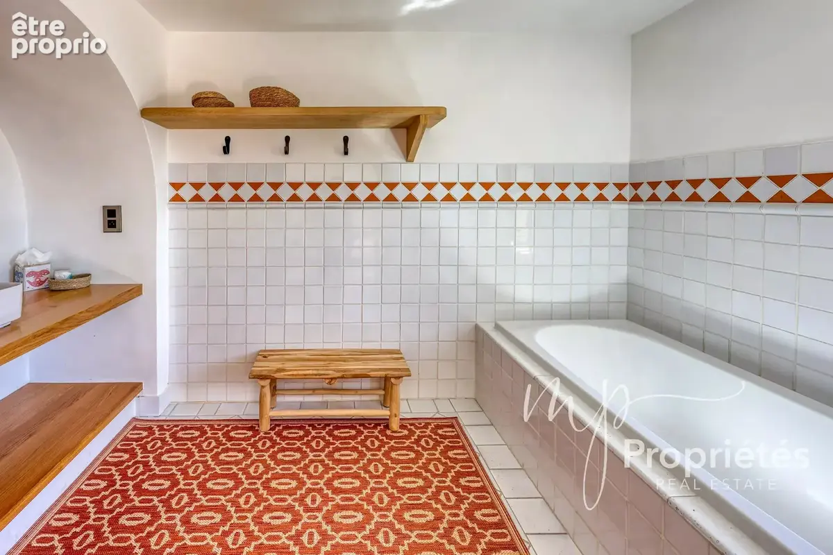 EXCLUSIVITE - Propriété d'exception 9 pièces - photo 19