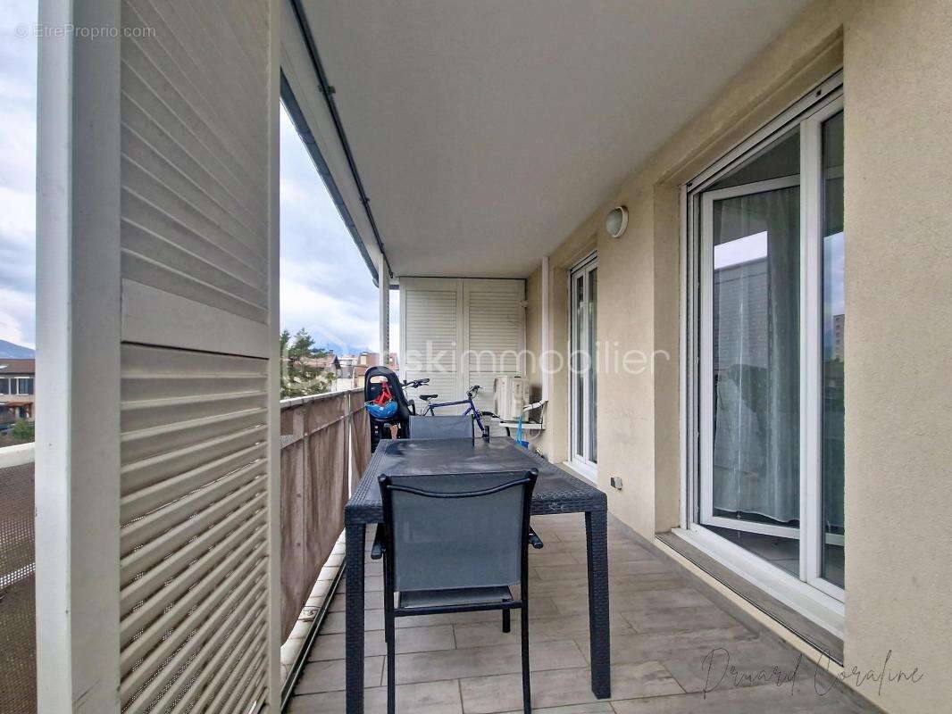 Appartement à ECHIROLLES