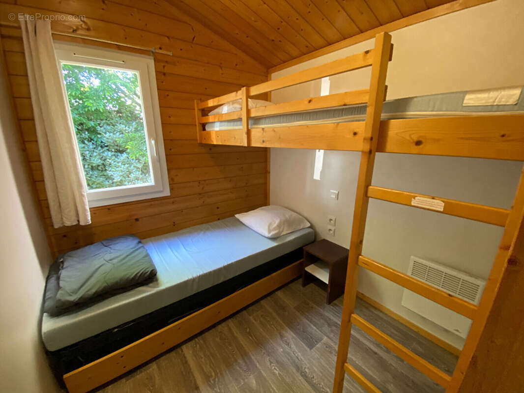 SAINT DENIS - INVESTISSEMENT LOCATIF - LOT de 5 Chalets 2 chambres - 32,69 m² - proche plage - photo 12
