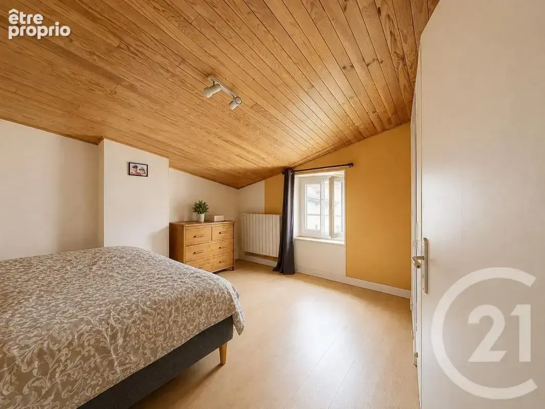 Maison 7 pièces 180 m² à vendre à Grigny (69520) - photo 15