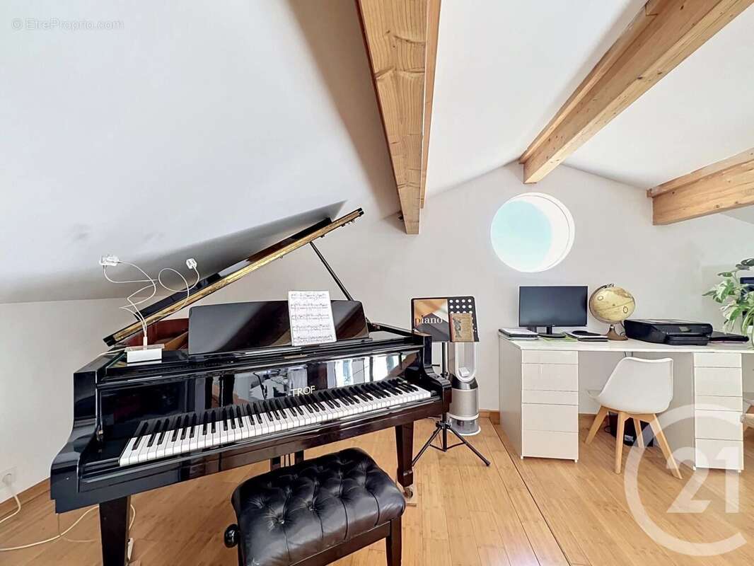 Maison à MOUGINS