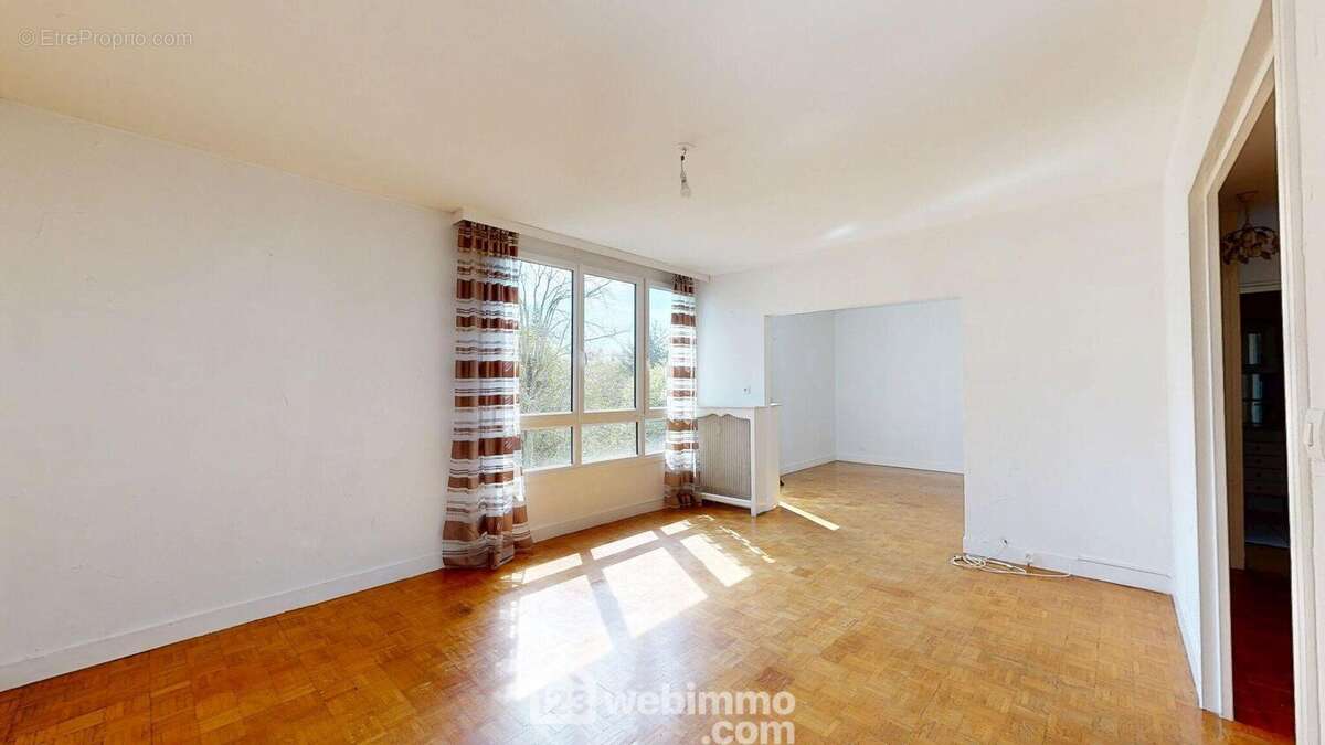 Appartement à COMPIEGNE