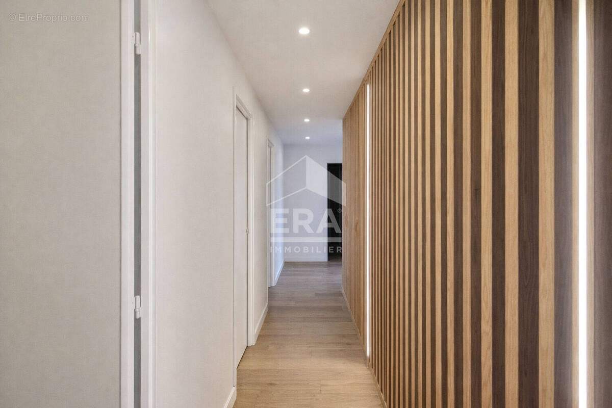 Appartement à CLICHY