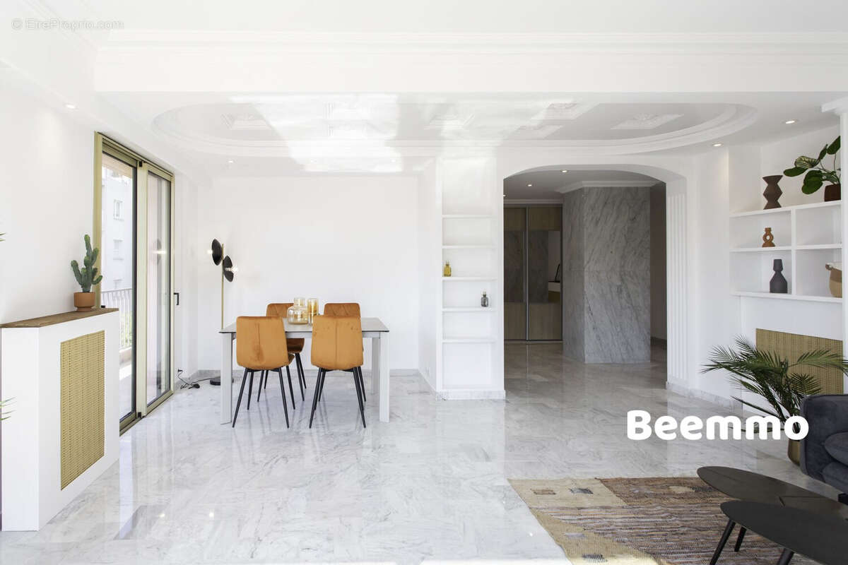 Appartement à LE CANNET